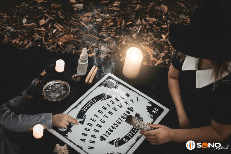 Séance de spiritisme pour Halloween